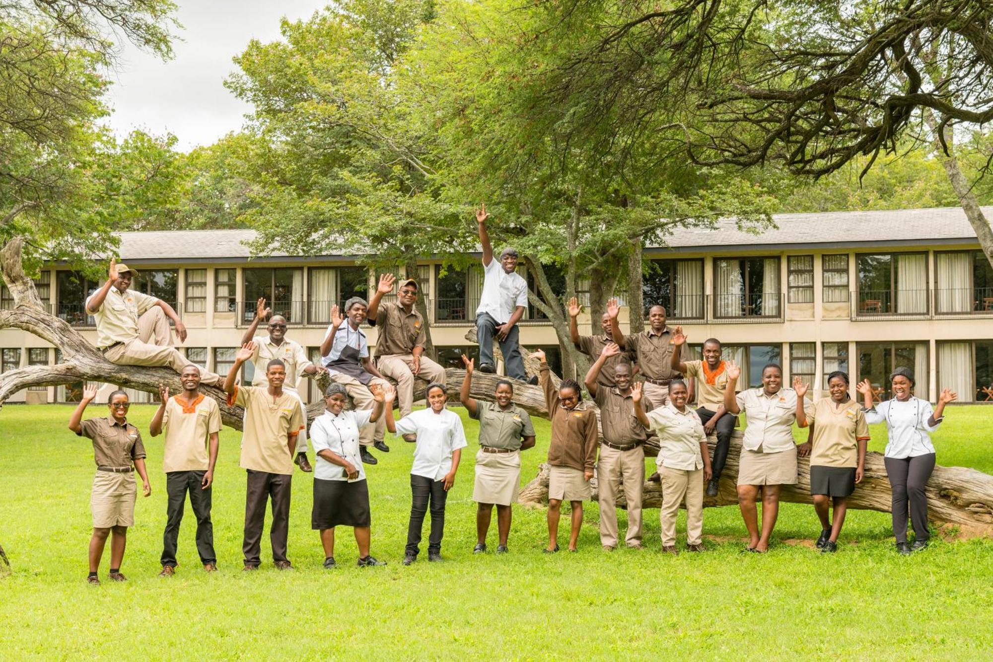 Hwange Safari Lodge Dete Экстерьер фото